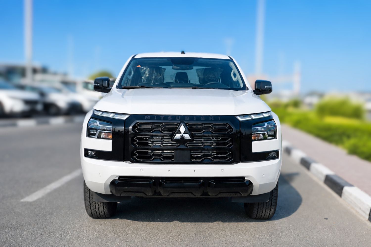 Mitsubishi L200 photo 3