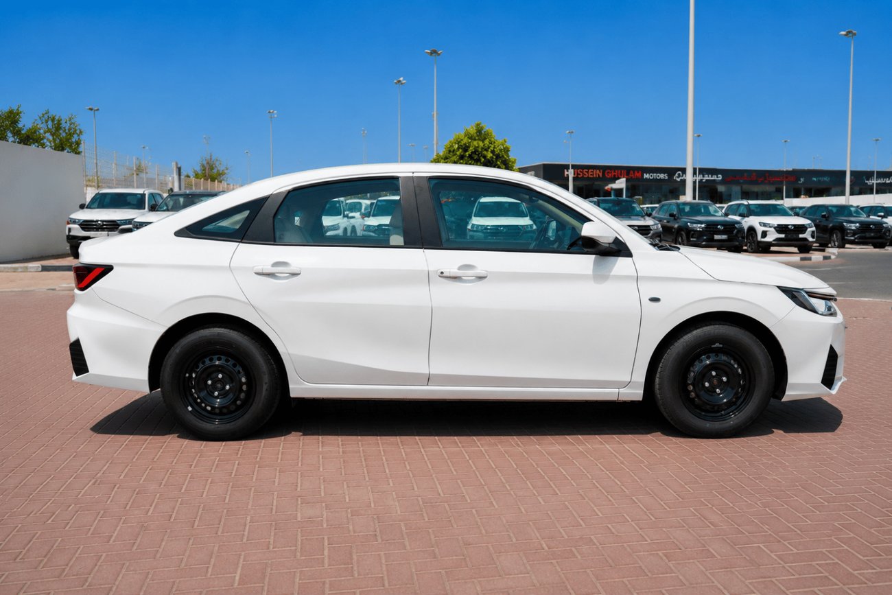 Toyota Yaris photo 6