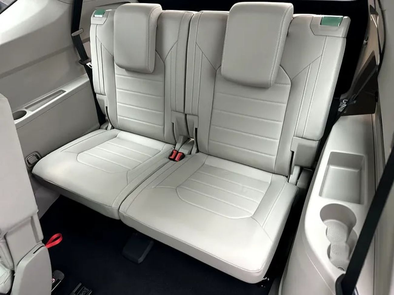 Volkswagen Teramont Comfortline 3.6L Comfortline 2.0L