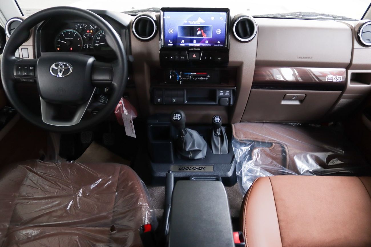 تويوتا لاند كروزر 70 2.8 DIESEL MANUAL TRANSMISSION DIFF LOCK **التصدير فقط خارج الخليج*****EXPORT ONLY**