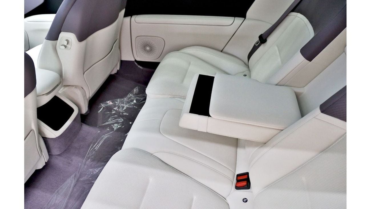 Avatr 12 GT Top Version with 3 Lidar  Pure Electric Sport Hatchback 2024