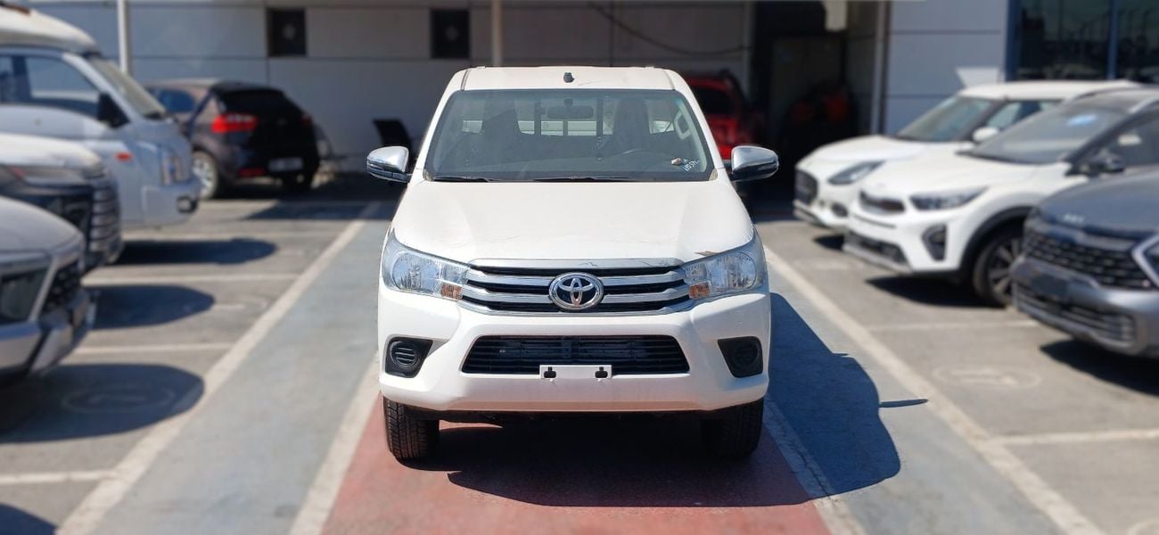 Toyota Hilux 2.4L Diesel Manual 4x4 SC 2026YM