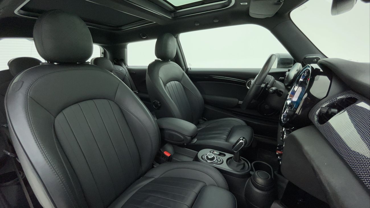 ميني كوبر JOHN COOPER WORKS 2 | بدون دفعة مقدمة | اختبار القيادة في المنزل