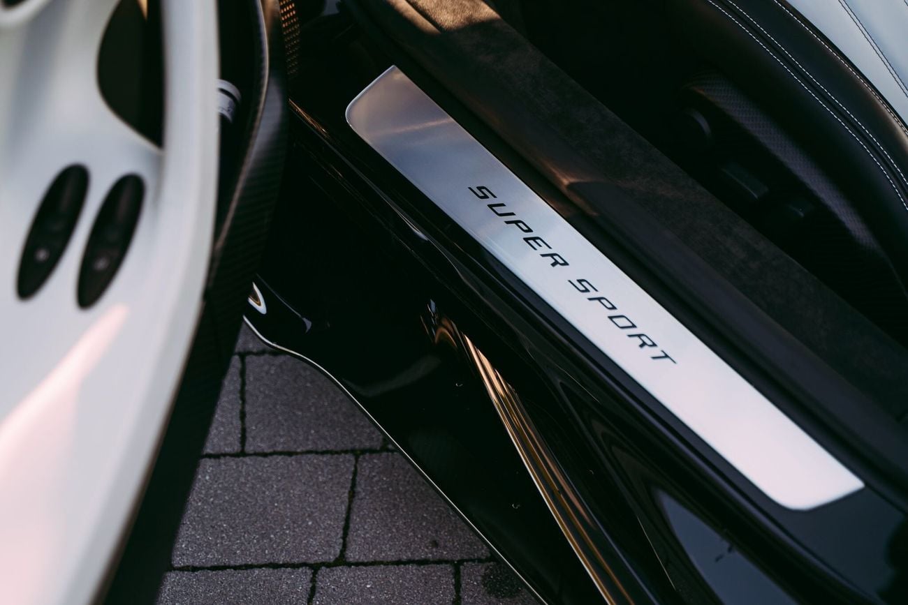 بوغاتي شيرون 8.0T W16 Super Sport (1600 PS)