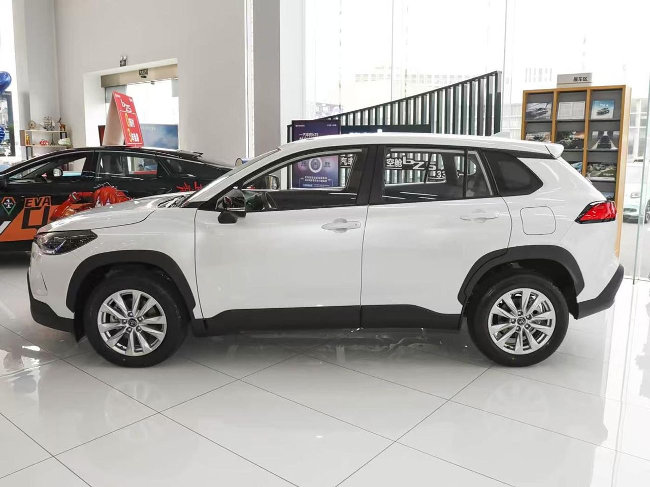 تويوتا كورولا كورولا كروز هايبرد