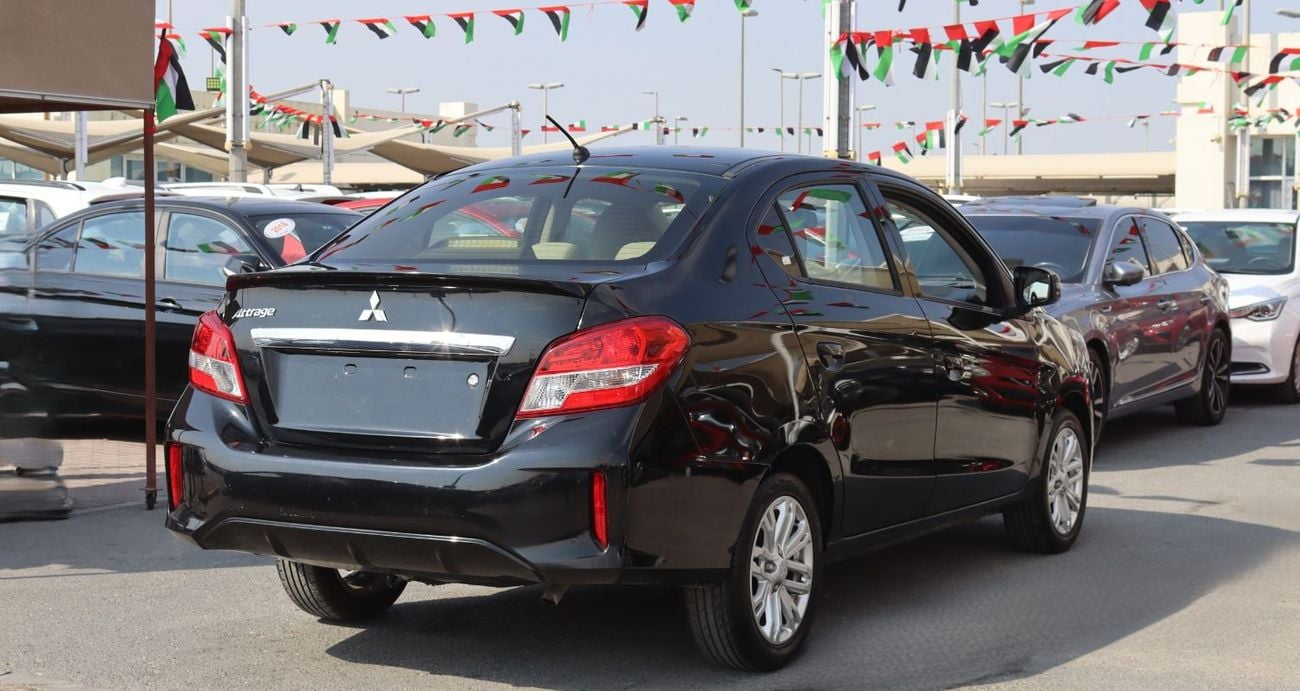 ميتسوبيشي اتراج ميتسوبيشى أتراج - 2022 - خليجى- بدون حوادث - بمحرك 1.2L- ممشى قليل - بحاله ممتازه