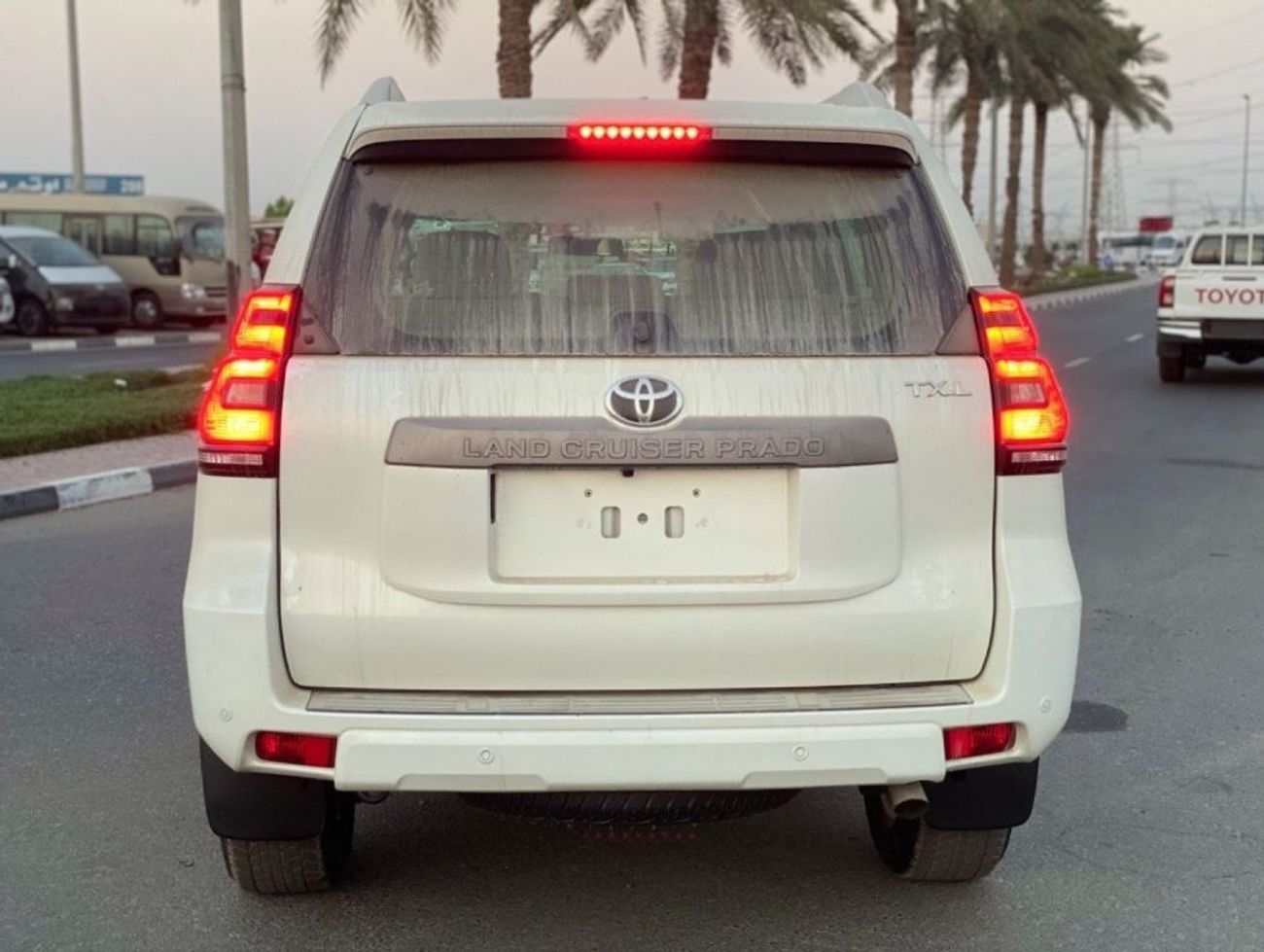 Toyota Prado TXL 2.7 L| 4V 4WD | Petrol | automatic | Brand new