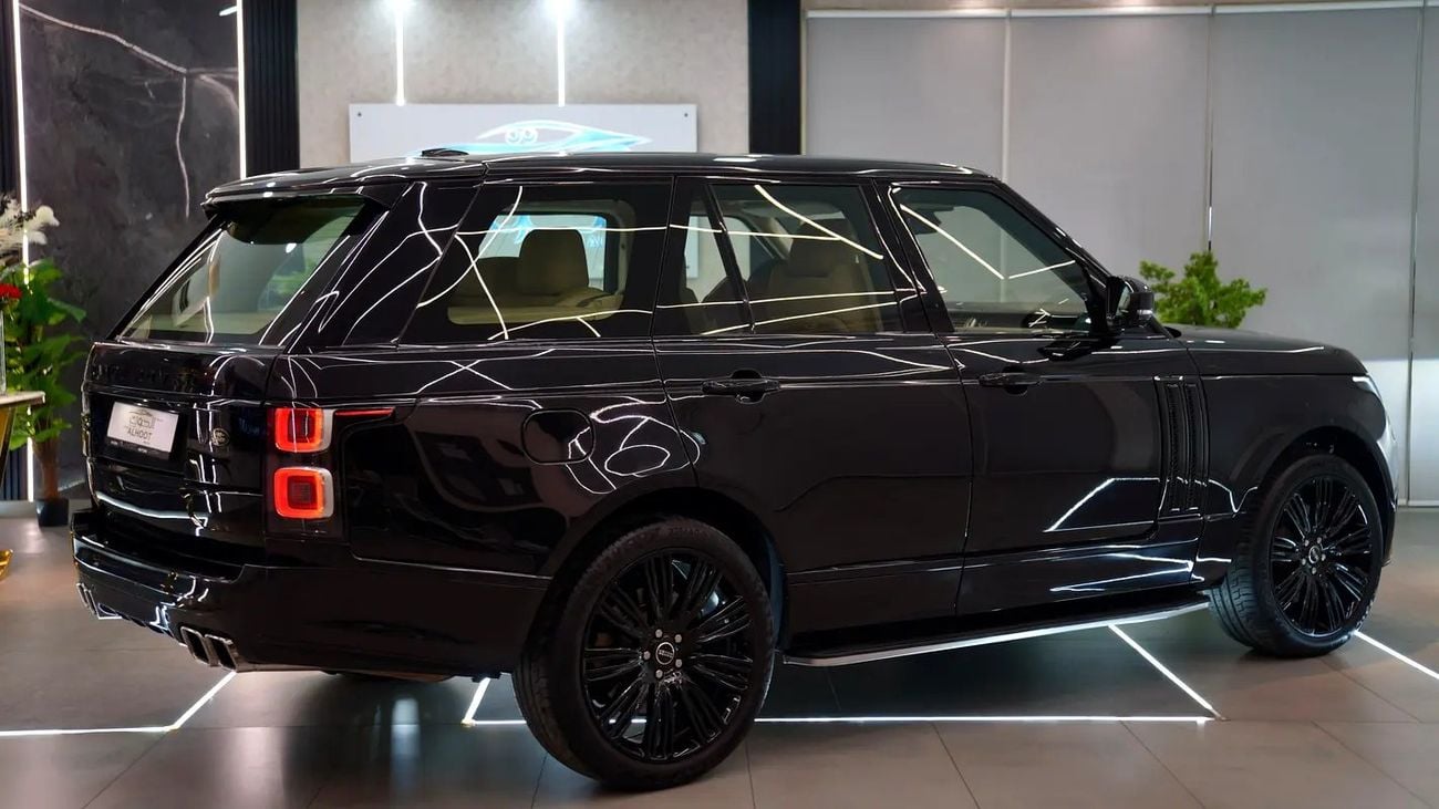 Land Rover Range Rover SV KIT SUPERCHARGED RR VOGUE || V8 || GCC I| FULLY LOADED || FACELIFT TO SHAPE || PANORAMIC