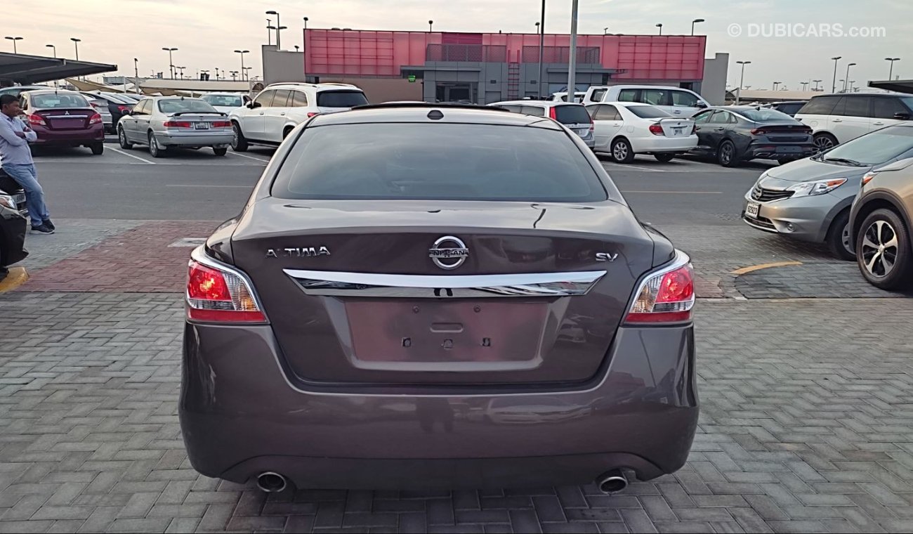 Nissan Altima full option