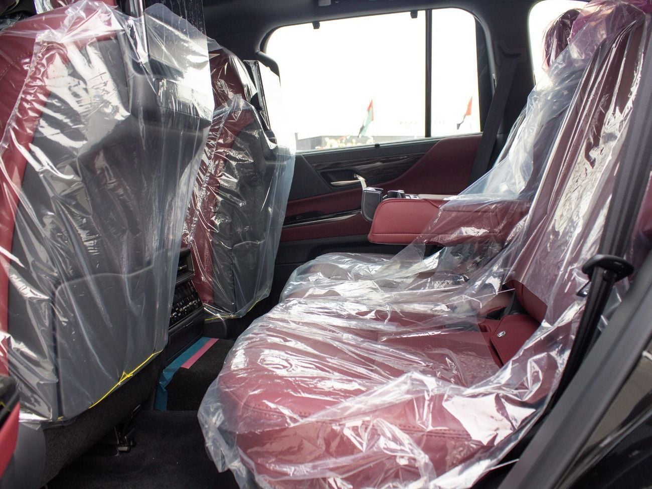 لكزس LX 700h EXPORT ONLY - LEXUS 700h 3.5L TWIN TURBO V6 TURBO SPORT