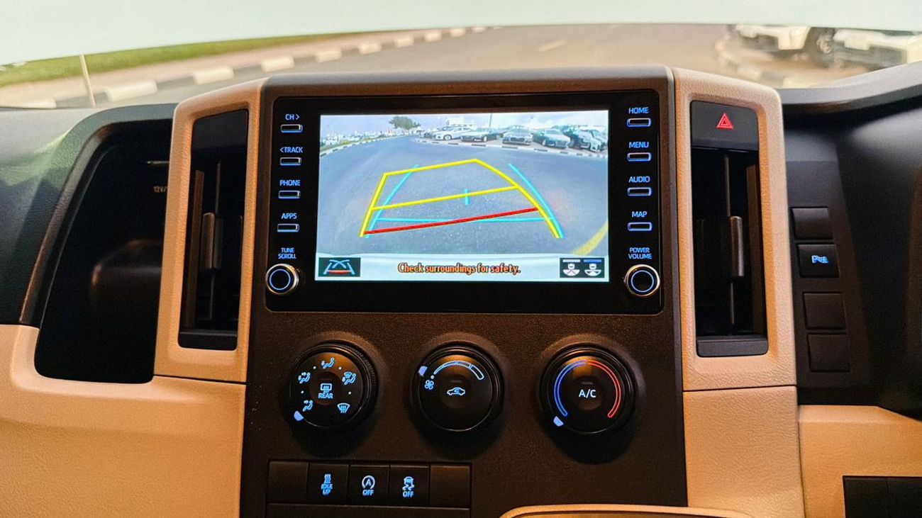 Toyota Hiace 4-SEATER | AUTOMATIC TRANSMISSION | 2.8L DIESEL | BACK CAMERA | PARKING SENSORS