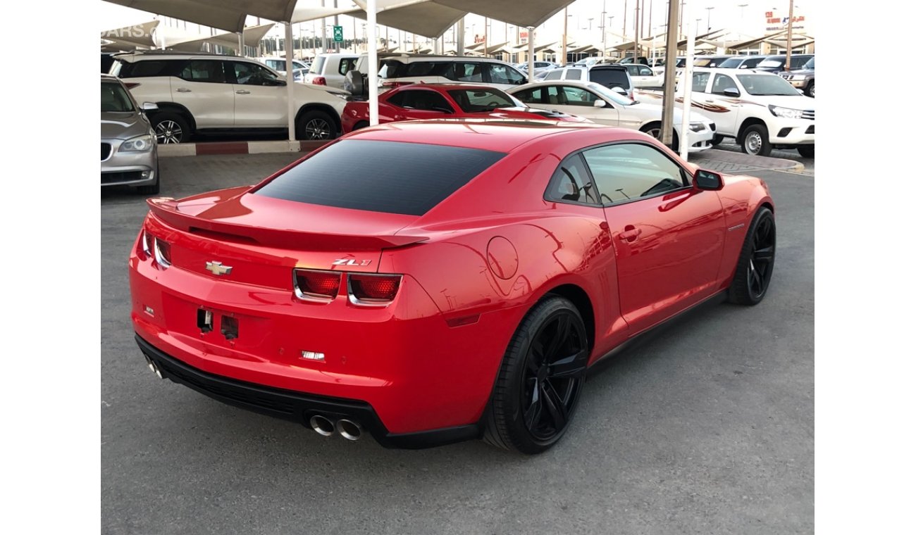 Chevrolet Camaro Chevrolet Camaro ZL1 Kit m 2013 GCC car prefect condition full option sun roof leather seats ssystem