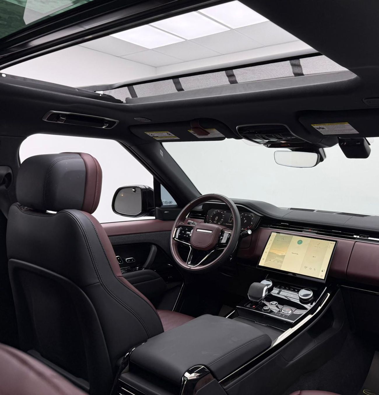 لاند روفر رينج روفر سبورت Dynamic SE P400 3.0L 2023 Range Rover Sport ,Warranty ,Excellent Condition ,Canadian Specs