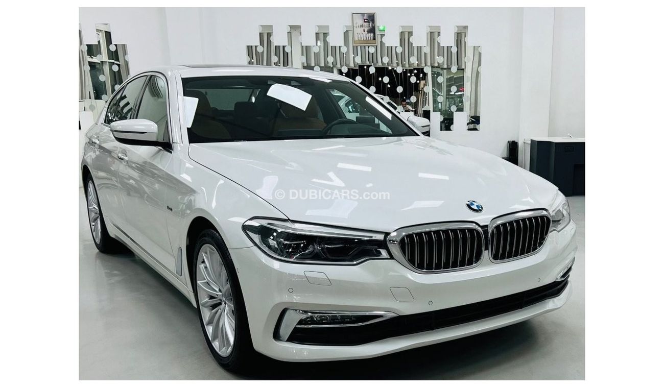 BMW 530i GCC .. FSH .. Original Paint .. Luxury Line .. Perfect Condition