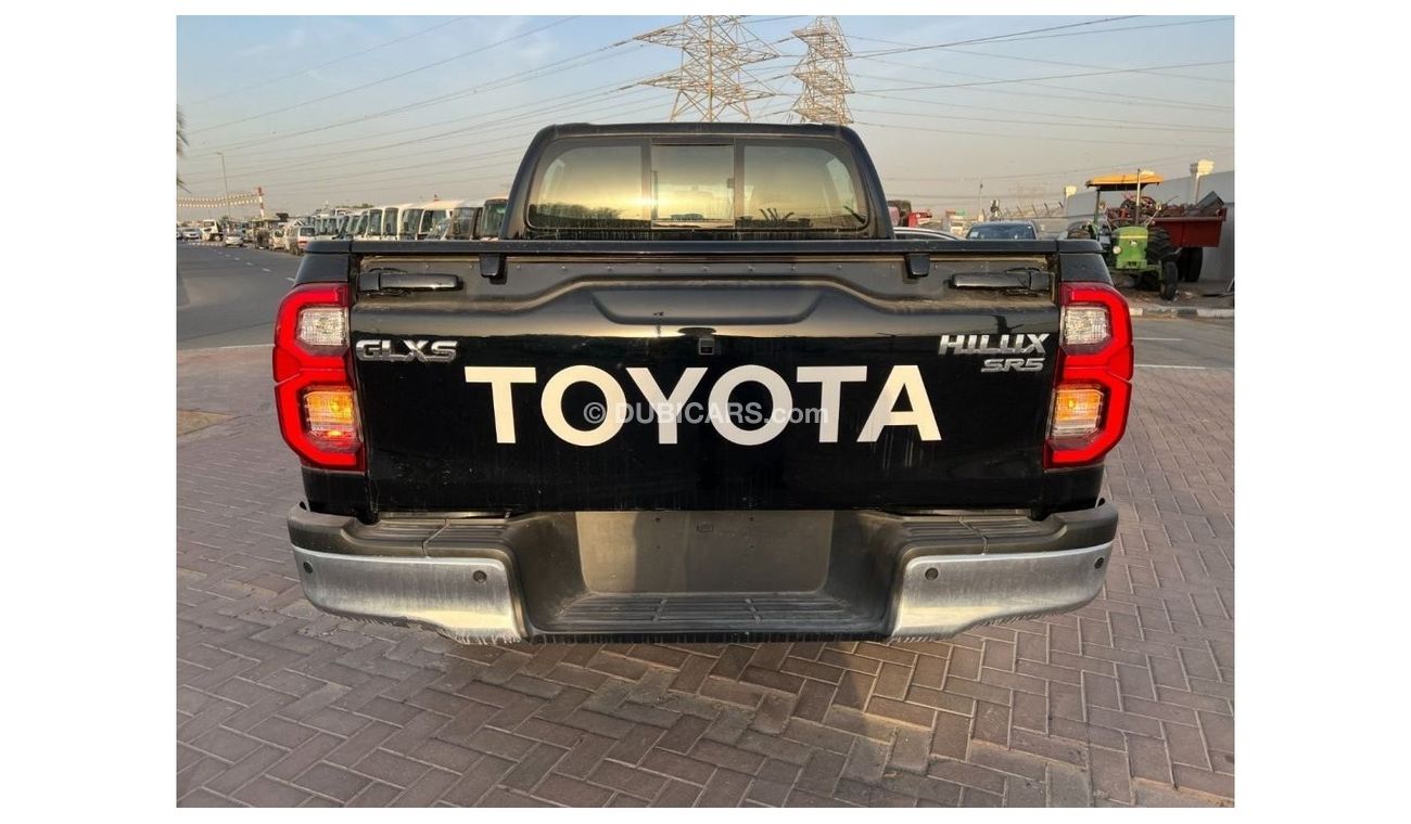 Toyota Hilux S GLX Double Cab 2.8L 4-Cyl Diesel (Full-Option)