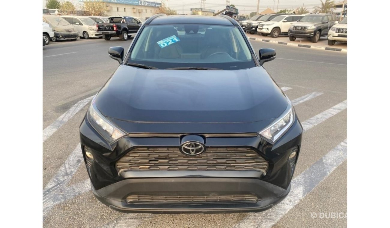 Toyota RAV4 2019 TOYOTA RAV 4 LE MID OPTION / EXPORT ONLY / فقط للتصدير