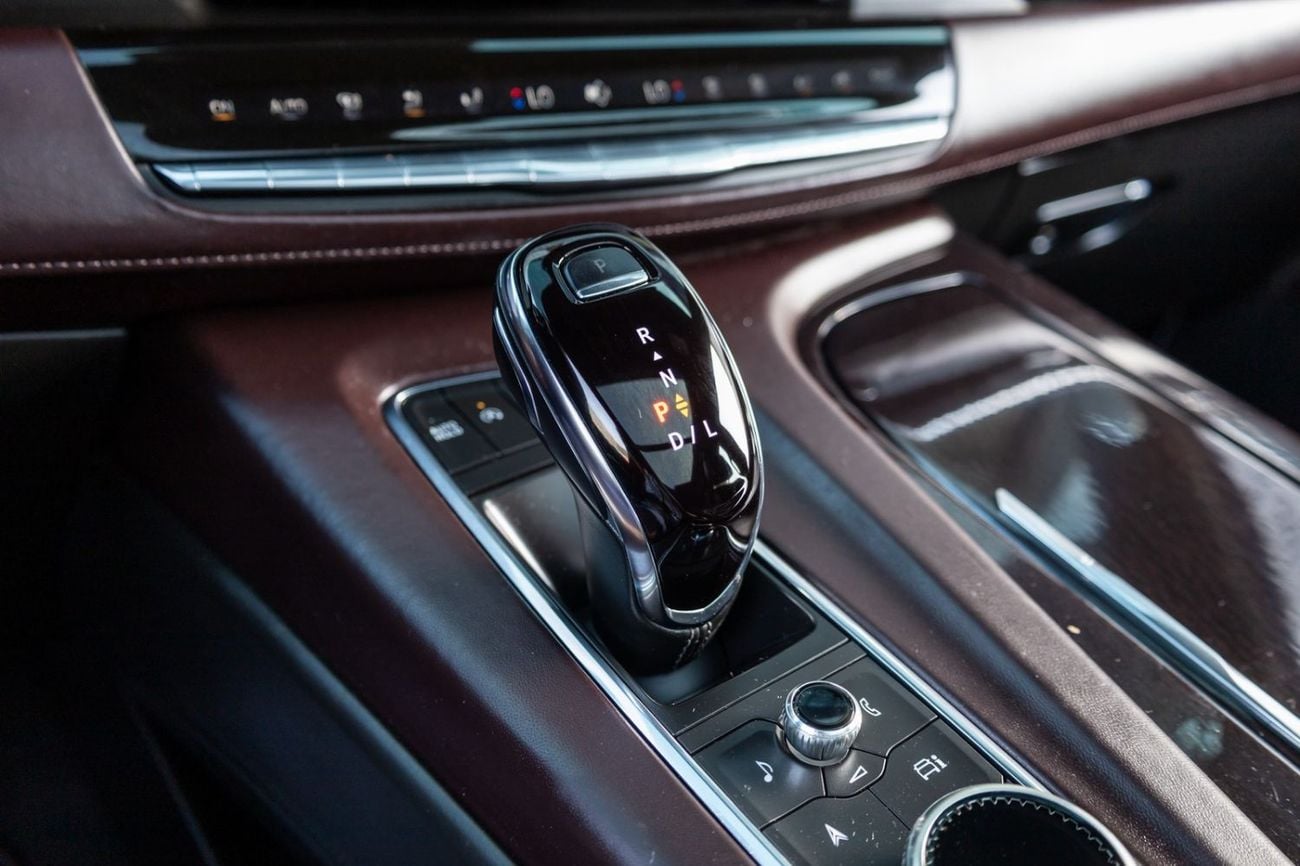 Cadillac Escalade SPORT PLATINUM Cadillac Escalade 2023 European Specs | Warranty