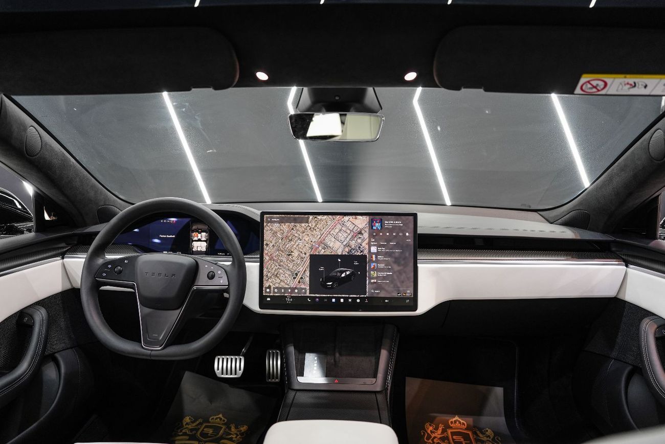 تسلا Model S Plaid (AWD) Carbon Fiber Interior | 1,020 HP | Dealer Warranty!!