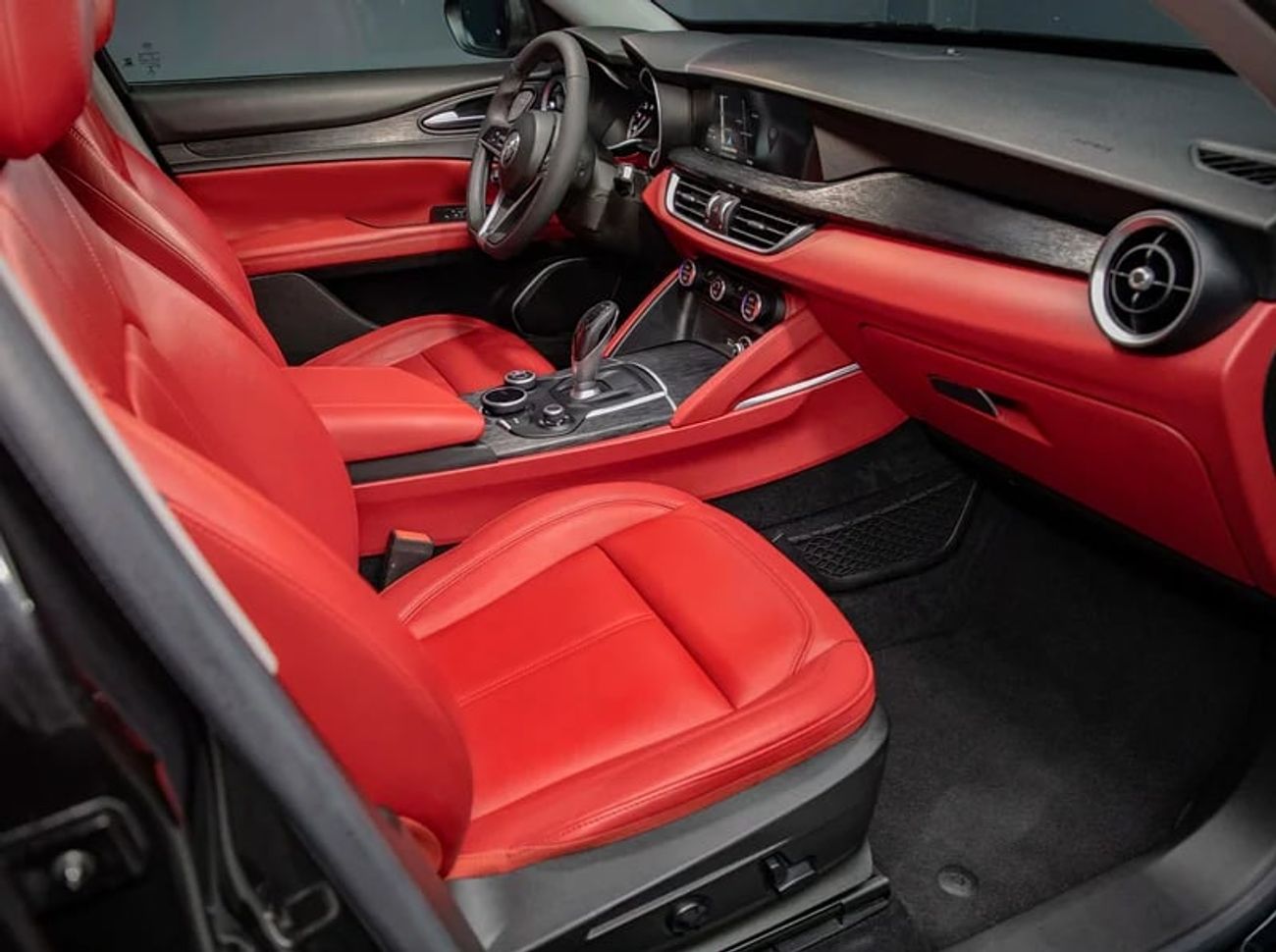 Alfa Romeo Stelvio S 2.0L