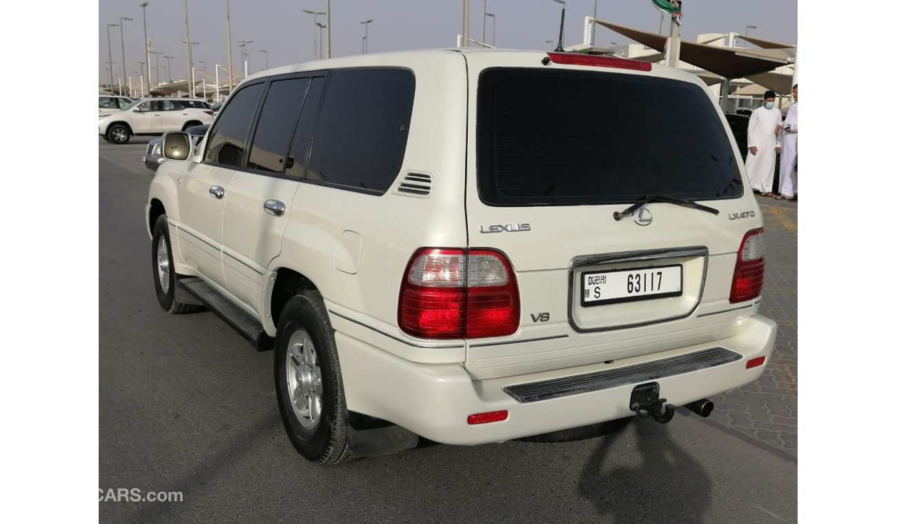 Lexus LX 470 Lexus LX 470 white