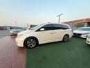 Honda Odyssey TOURING fully loaded in showroom condition