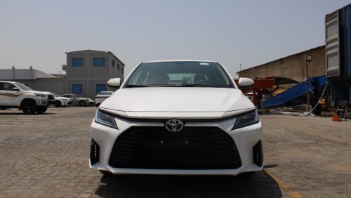 تويوتا يارس LHD1.5L PETROL SEDAN E AT 2024MY