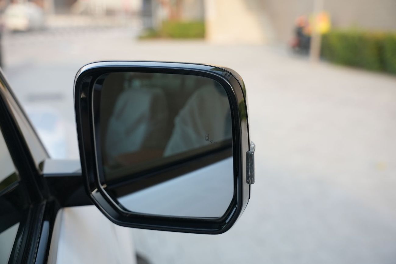 روكس 01 2026 ROX 01 Long Range Hybrid SUV 7-Seaters AWD 0Km