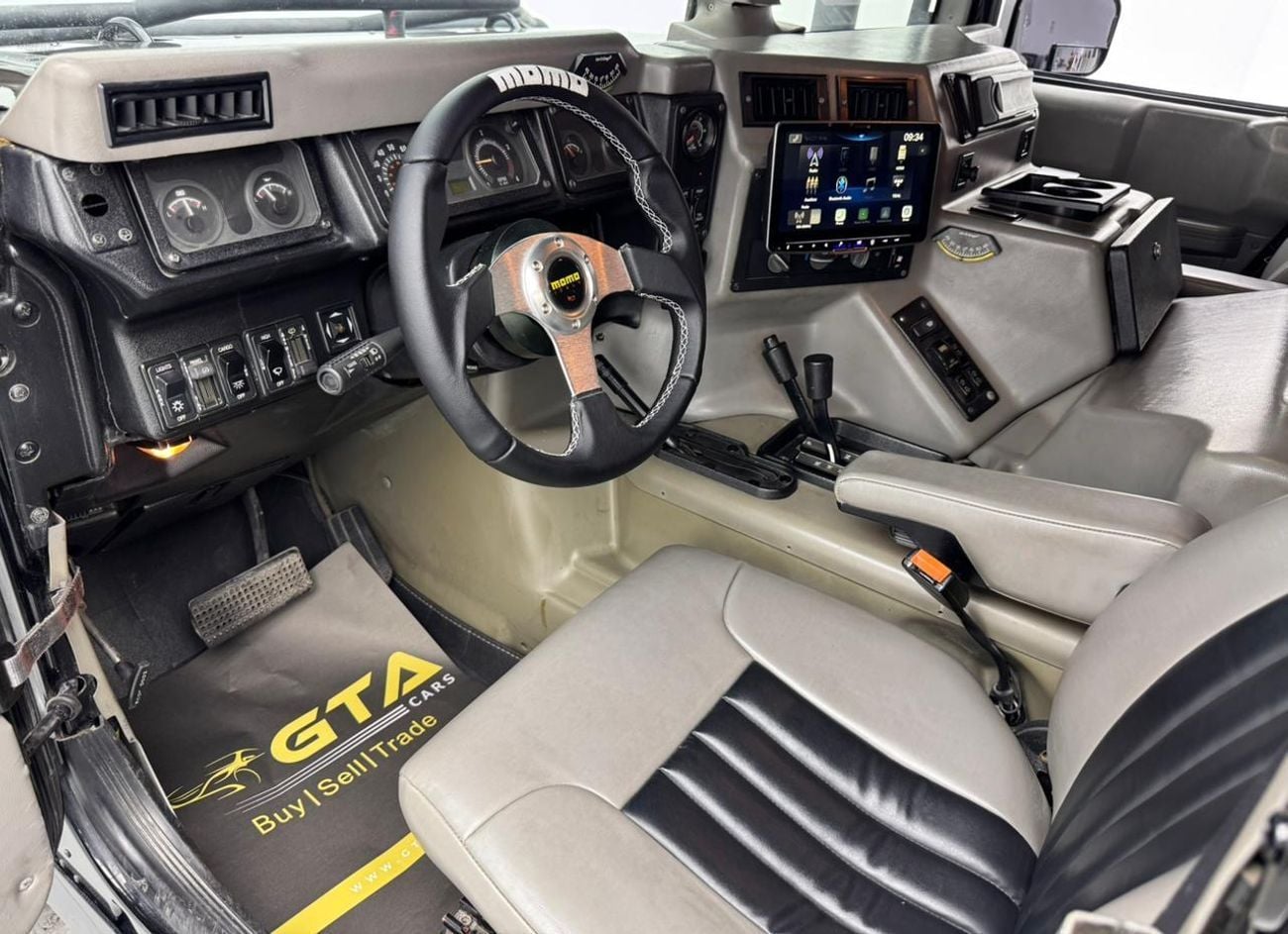 Hummer H1 STD 2002 Hummer H1, Apple CarPlay, Android Auto, Excellent Condition, American Specs