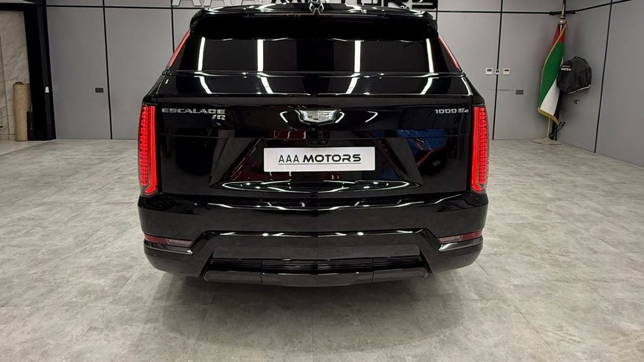 Cadillac Escalade IQ 1,000E4 | American Specs | All-Electric Luxury SUV