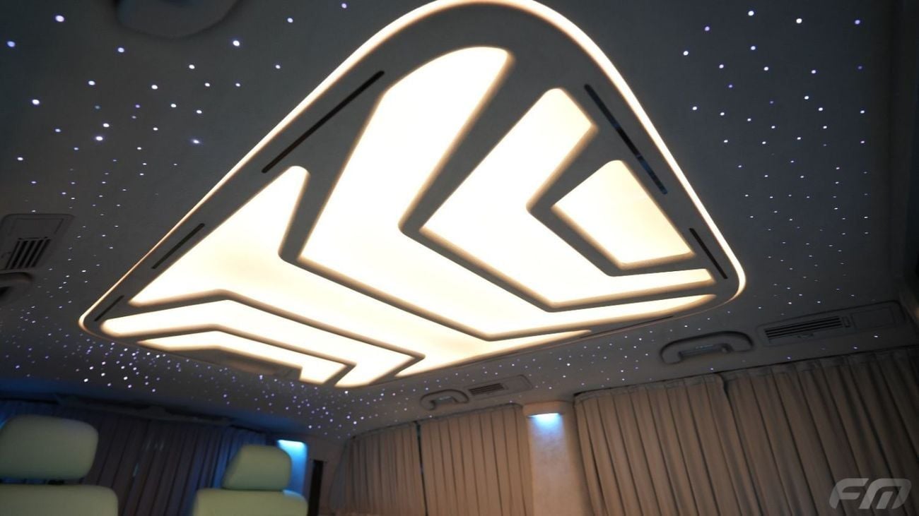 Mercedes-Benz V 300 MERCEDES‑BENZ V300 VIP BUSINESS VAN –  FULL LUXURY OPTION | BRAND NEW | GCC | 2025