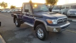 Toyota Land Cruiser Pick Up Right-Hand diesel v8 manual low km perfect inside and out side