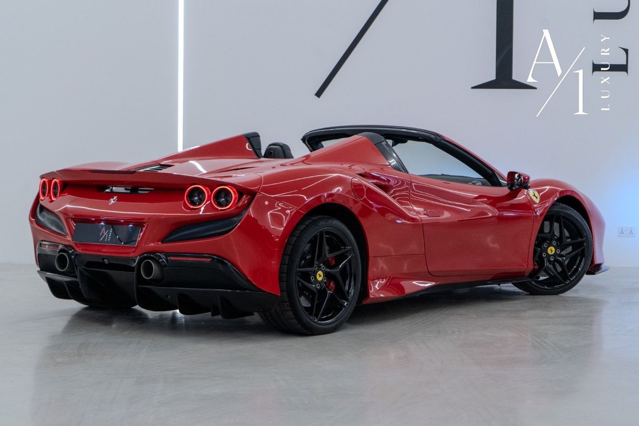 Ferrari F8 Spider 3.9T V8 2021 Ferrari F8 Spider, Carbon Fiber Package, Excellent Condition, European Specs