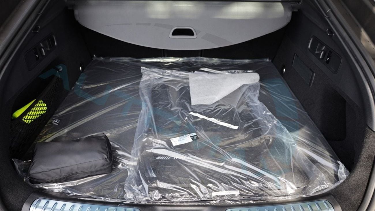 مرسيدس بنز GLC كوبيه 200 AMG 4Matic EQ Boost 2026 GCC 0Km With 2 Years Unlimited Mileage Warranty @Official Dealer