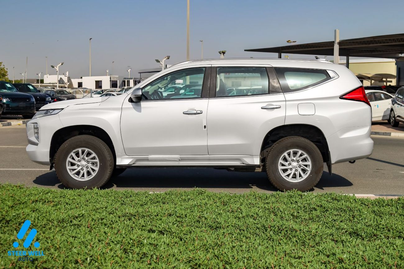 ميتسوبيشي باجيرو سبورت 2.5L Turbo Diesel | 134 HP | AT | 4WD | 7 Passenger | Dual Airbags | ABS & EBD | Ad-Safety | 2023