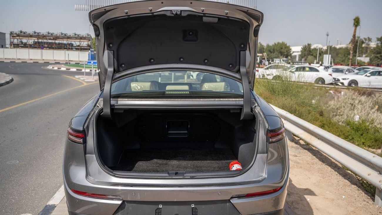 تويوتا كراون PLATINUM TOYOTA CROWN 2.5 HEV HI -2026YM