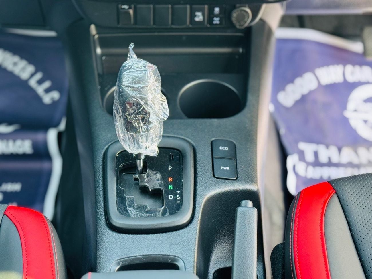 تويوتا هيلوكس Toyota HILUX RHD