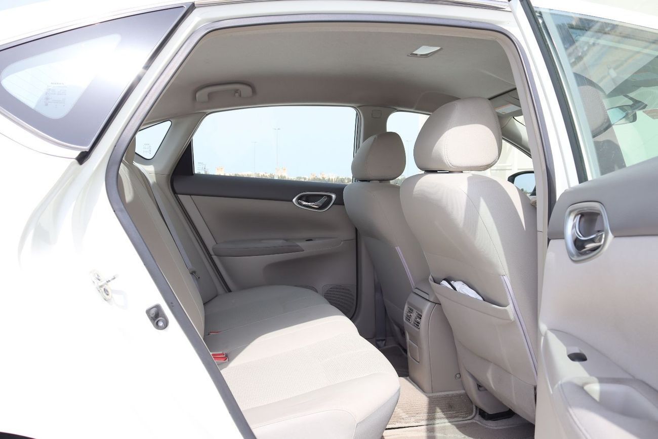 Nissan Sentra S 1.6L (110 HP)