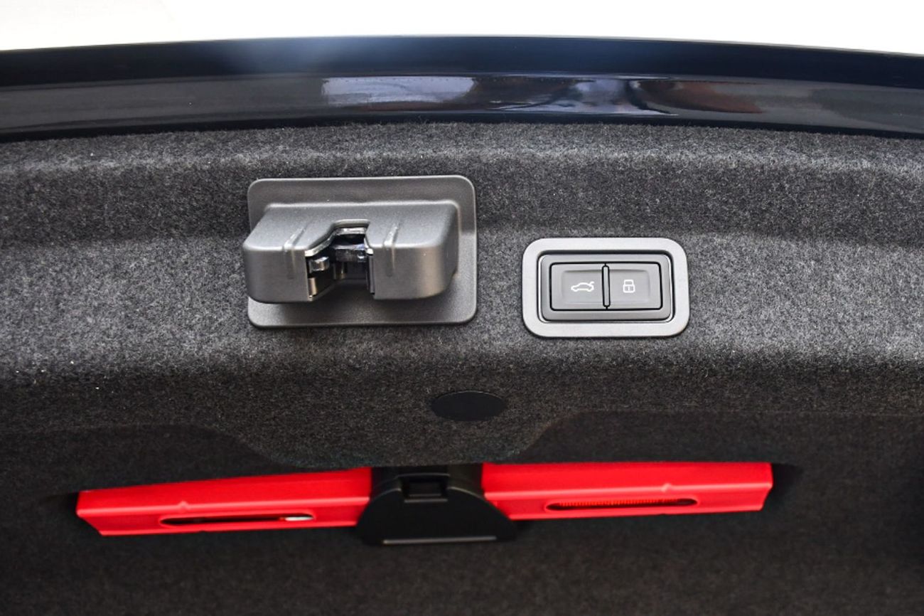 أودي A6 Audi A6 | 40 TFSI 2.0L | Best Export Price