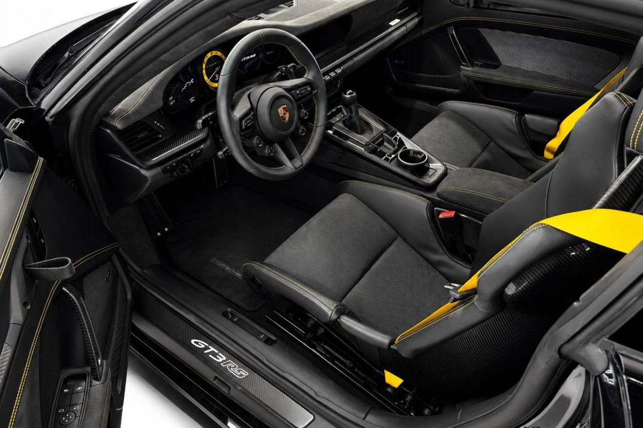 Porsche 911 GT3RS Porsche 911 GT3 RS Weissach 2025 – Ultimate Weissach Spec