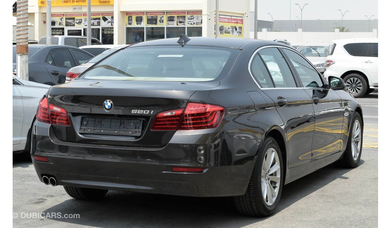 BMW 520i i