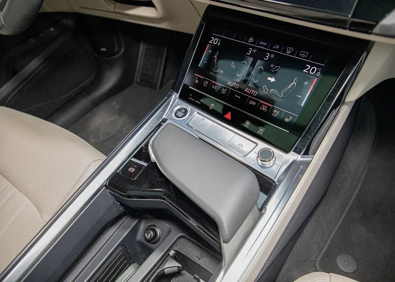 أودي اي ترون 55 Quattro