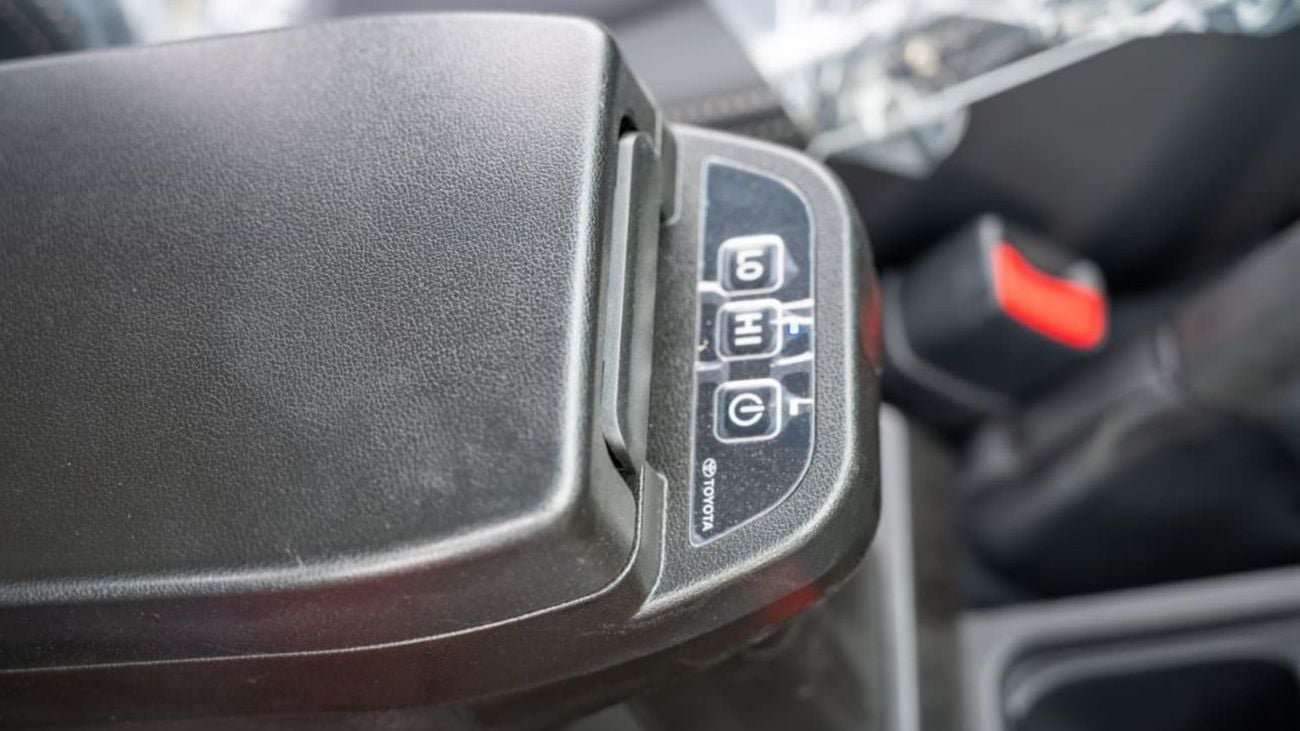 تويوتا لاند كروزر 70 