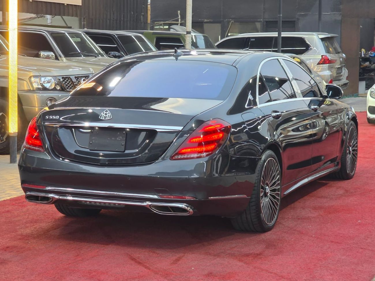 مرسيدس بنز S 550