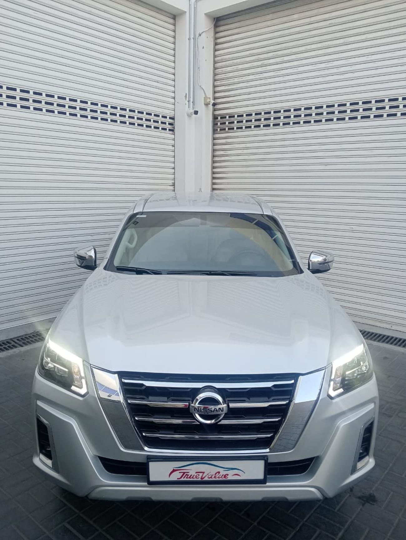 نيسان إكستيرا Titanium 2.5L 4WD