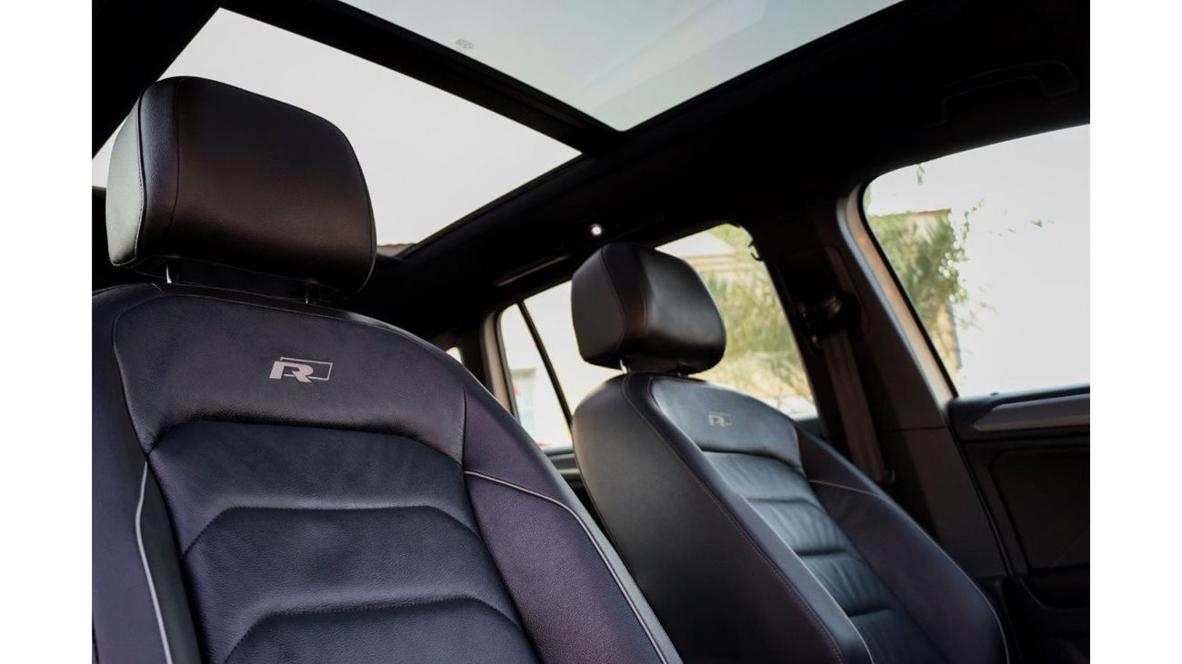 Volkswagen Tiguan Volkswagen Tiguan R-Line 2019 GCC under Warranty with Flexible Down-Payment/ Flood Free.