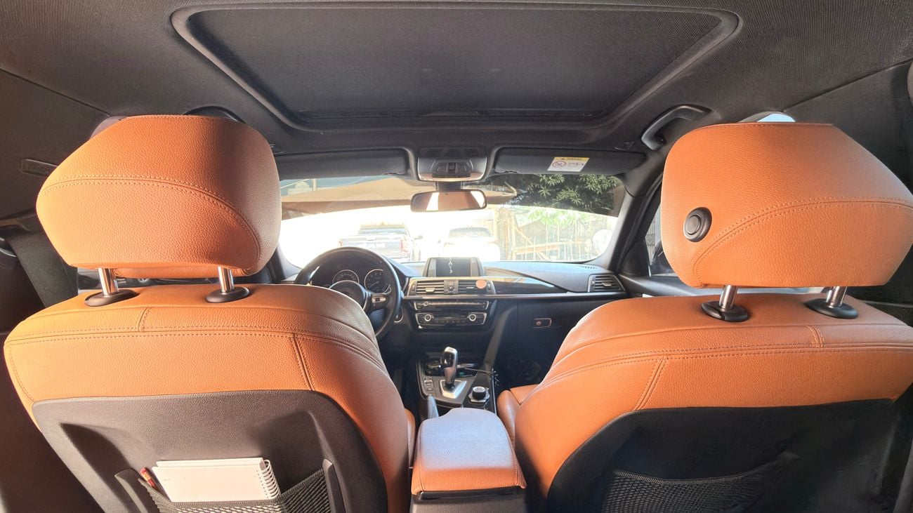 BMW 318i M SPORTS
