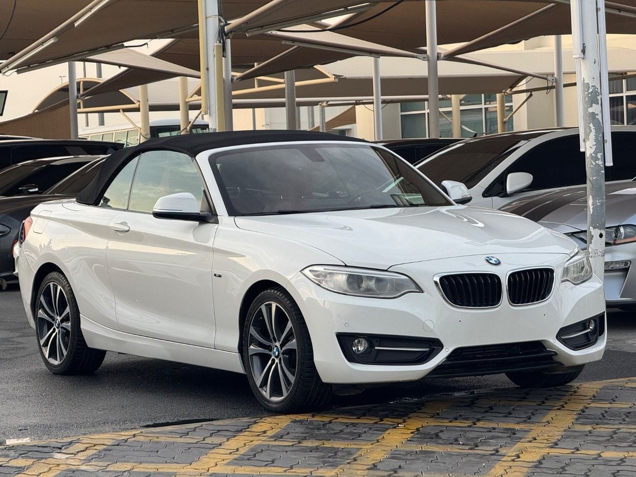 BMW 220i sport Line 2.0L