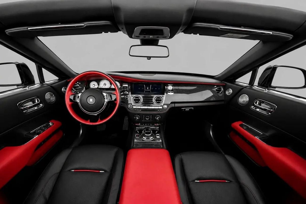 Rolls Royce Dawn Black Badge - GCC Specs