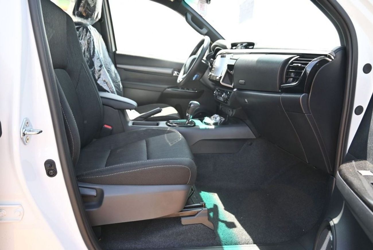 تويوتا هيلوكس تويوتا هيلوكس أدفينتشر 2.8 لتر ديزل ، بيك اب ، دفع رباعي ، 4 أبواب ، كاميرا 360 ، مثبت سرعة ، قفل تف