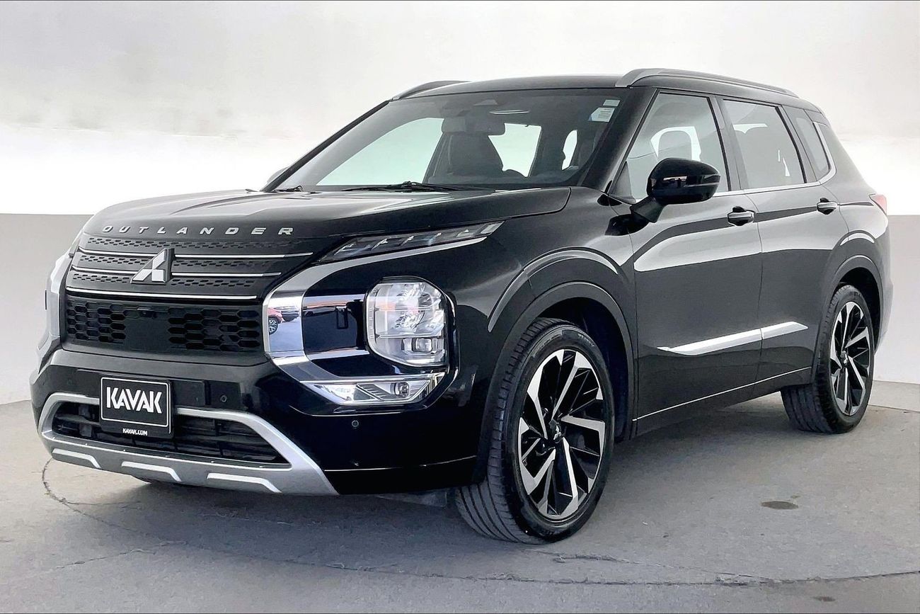 Mitsubishi Outlander Premium - Launch Edition | National Day Celebration | Guaranteed Warranty | 0 Down Payment